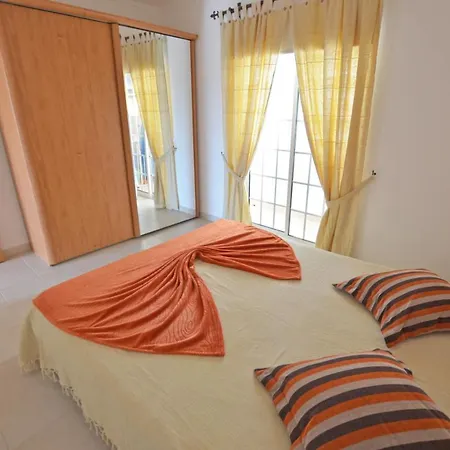 Apartamento Vista Mar דירה *